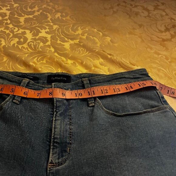 Charter Club Capri pants w/tummy control - Sz 8 - excellent condition - Picture 4 of 5